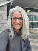 Explore the Art of the Poppy with Professional Artist Alice Melo..... Saturday October 24th 9:30 am - 12 noon
