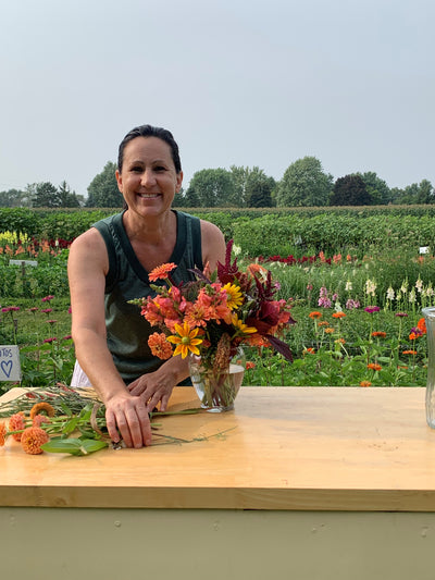 'FLOWER HAPPY HOUR' , BRING YOUR OWN VASE  evening in the Flower Fields .. Wed. July 30th  5:30 - 7:30 pm